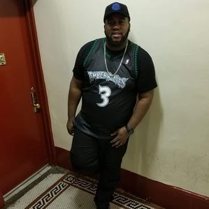 Meet your Posher, Tanasay